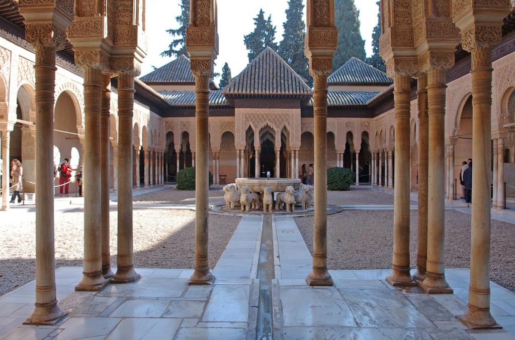 Львиный дворик Альгамбра