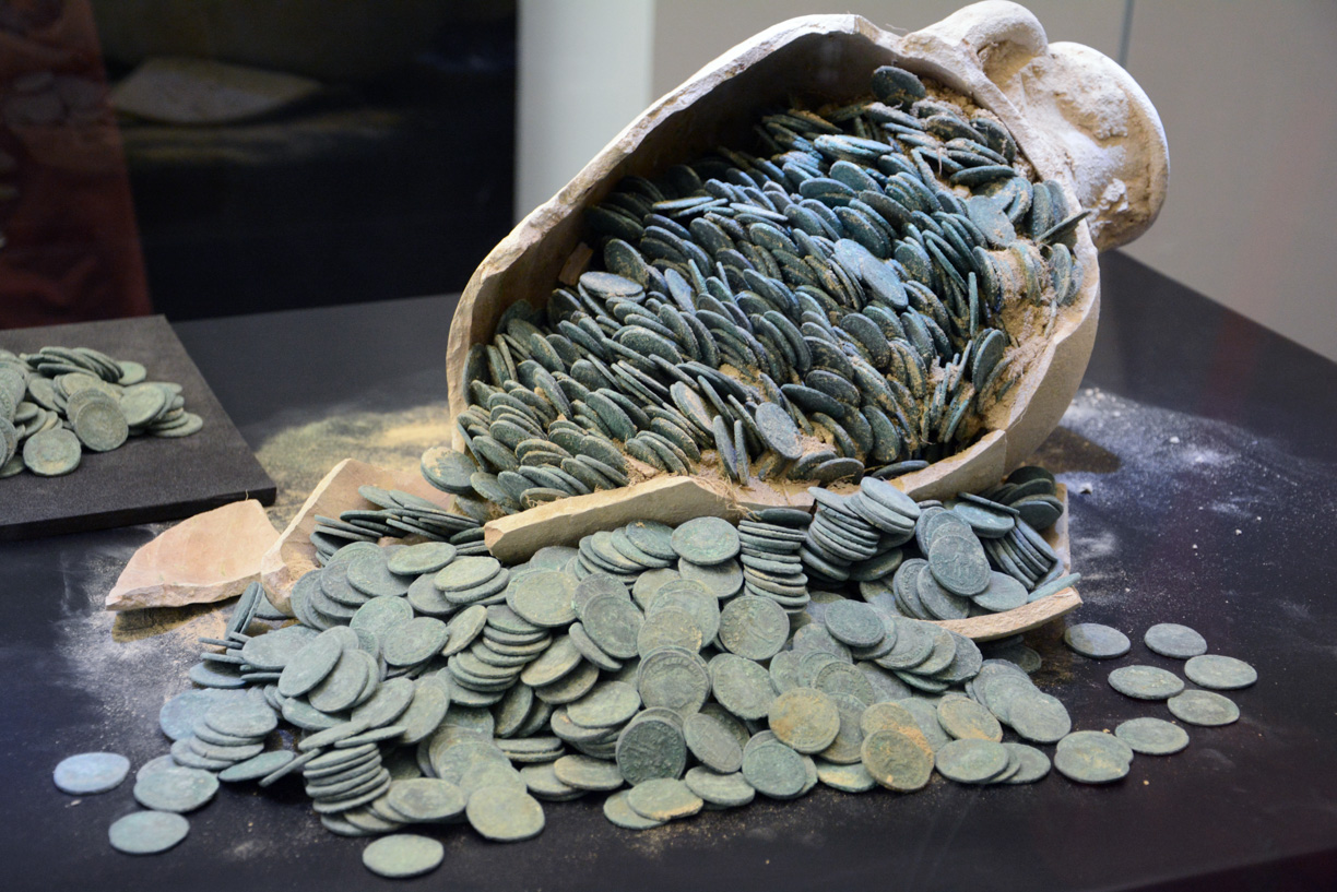 Экспонат археологического музея Севильи